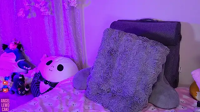 Angel-Lewd-Cake's Webcam Show