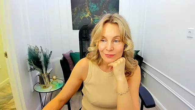 Sinty_Devis' Live XXX Chat