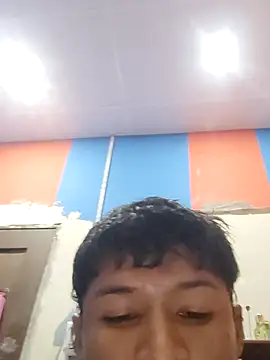 Tu_papi_69_ Show in webcam