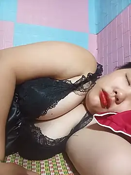 Chat +18 de Irene-01 ao vivo