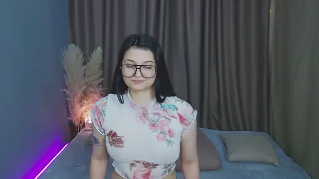 JennyJordans' Live XXX Chat