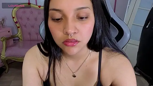 Chat XXX en directo de lia_harper_t