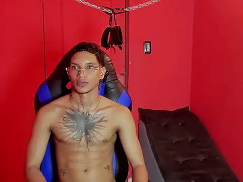 Chat XXX ao vivo de kai_storm77