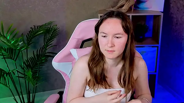 Chat XXX en directo de SindieStormm