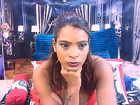 IndianSexyAss Chat XXX in diretta