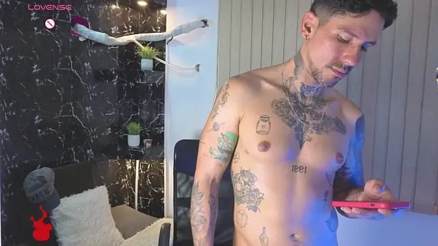 MR_EITHAN Adlı Modelin Canlı XXX Sohbeti