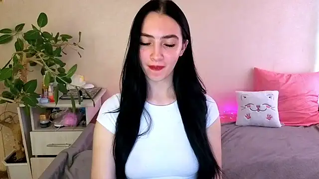 WildKittenX_ live XXX chat