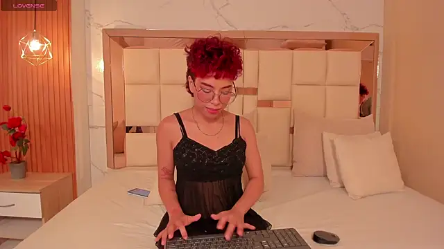 Chat +18 de samantha_quinnn ao vivo