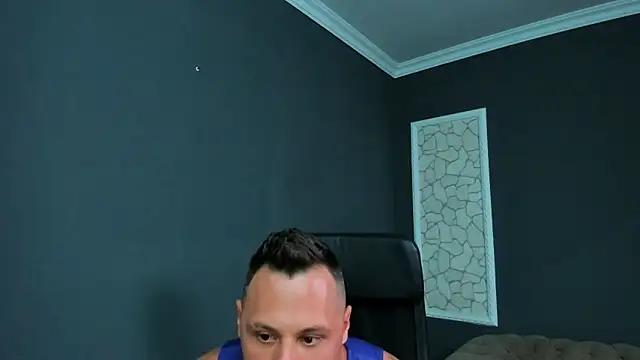 BrianHunts élő XXX-chatje