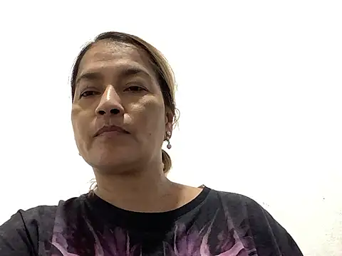 Chatroom XXX en direct de Jlo_69