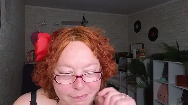 Fara_Flutte's Live XXX Chat