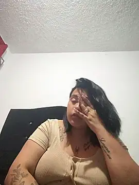 Alaia_moretti's Webcam Show