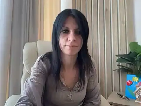 InjaAtHome live XXX chat