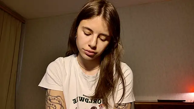 MadeInParadise Live XXX-Chat