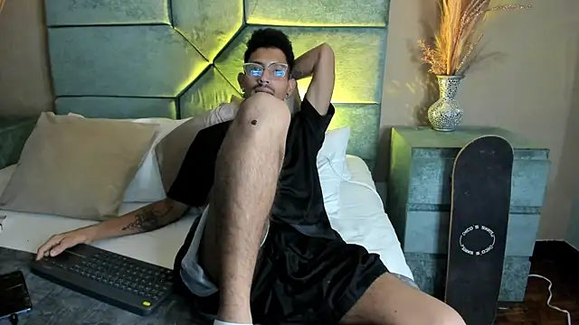Chat XXX Live NoaahTylor