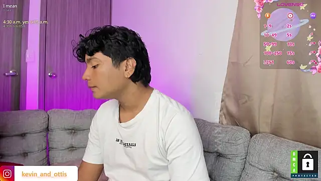 XXX chat uživo modela keyott