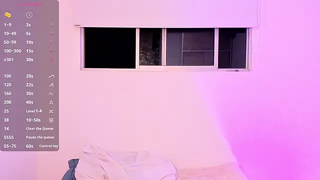 Chat +18 de Erick_Velveth ao vivo