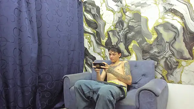 StraightBoy_Nick live XXX chat