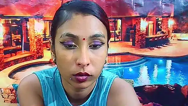 IndianSexyButt – Naživo XXX chat