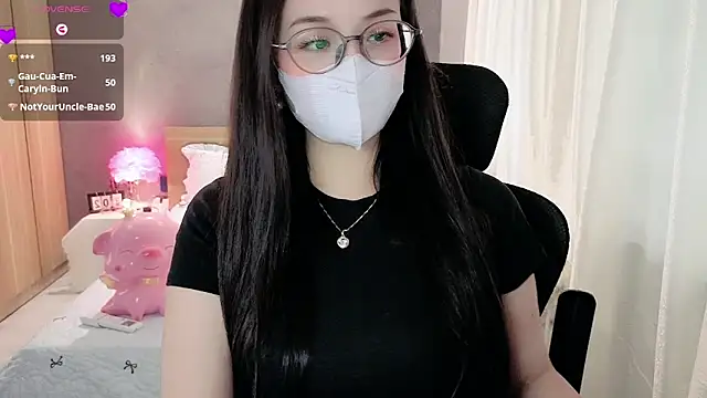 JENNIE-16's Live XXX Chat