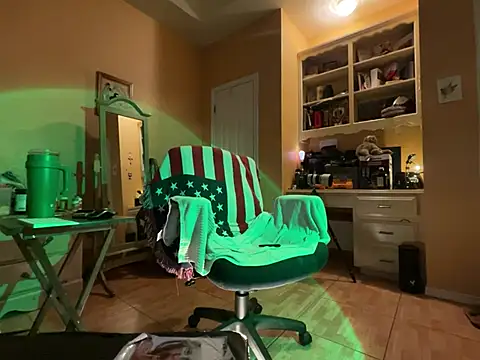Czat XXX na żywo – daddydonkey84