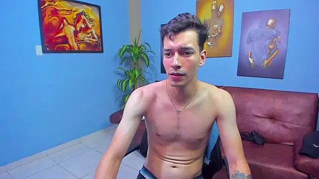 Brian_test's Live XXX Chat