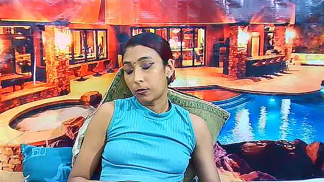 IndianSexyButt élő XXX-chatje