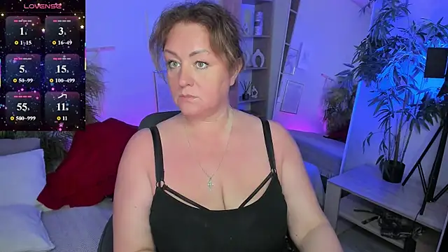 JenniferLight élő XXX-chatje