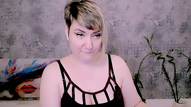 Djullia Adlı Modelin Canlı XXX Sohbeti