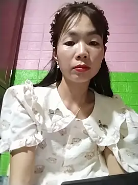 AmyLinee01 现场聊天室