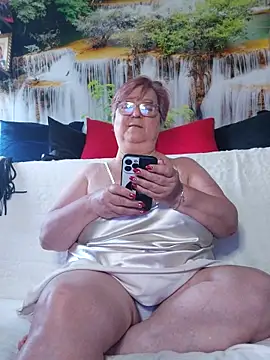 QueenPammy1 Chat XXX in diretta