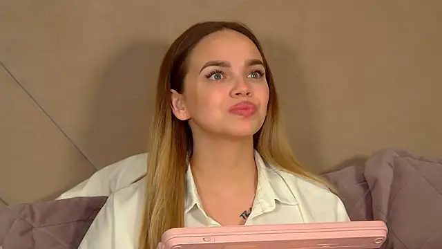 AnitaVenture Chat XXX live