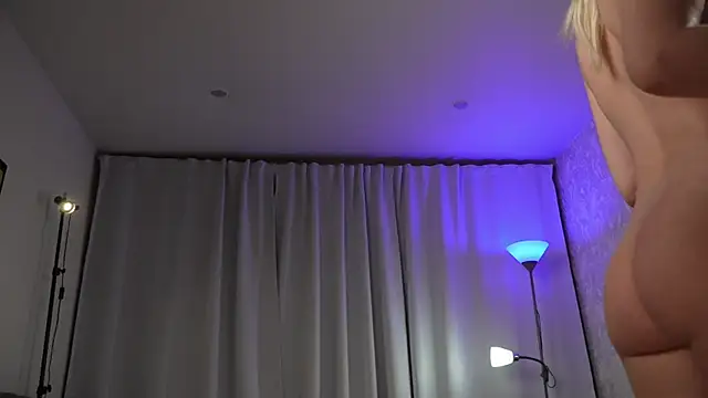 Czat XXX na żywo – Good_Barbie