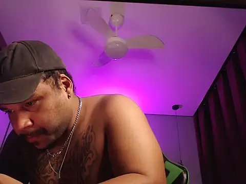 Show de Ale_Mineiro na webcam