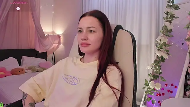 Aria_Mila Chat XXX live
