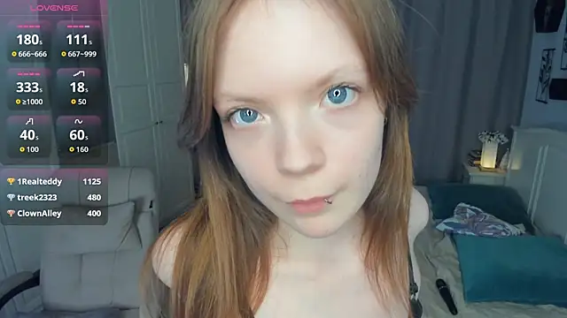 LavenderMitten's Live XXX Chat
