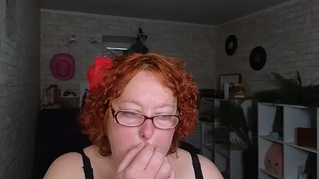 Fara_Flutte's Live XXX Chat