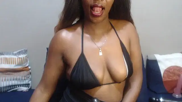 Chat +18 de DarkLongNipples ao vivo