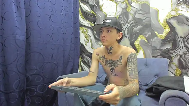 Show webcam de StraightBoy_Nick