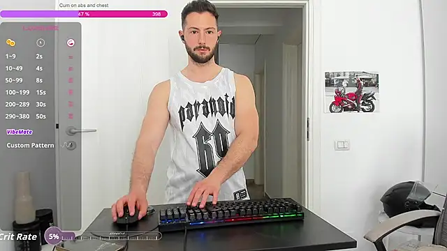 ZackFraser élő XXX-chatje
