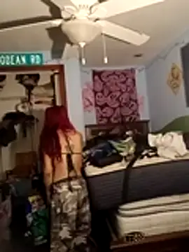IttyBittyStonie's Webcam Show