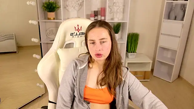 XXX chat uživo modela NadinnL