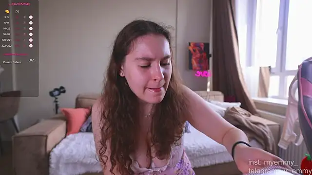 Chat XXX en directo de My_Emmy