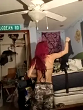 IttyBittyStonie's Webcam Show