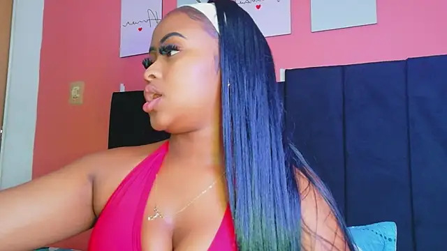 MySugarmoomy's Live XXX Chat