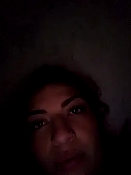 mila_curvy Adlı Modelin Canlı Sohbet Odası