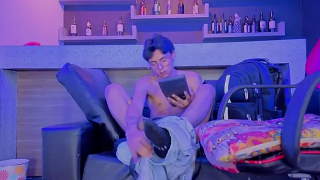 Вебкам-шоу tian_sex