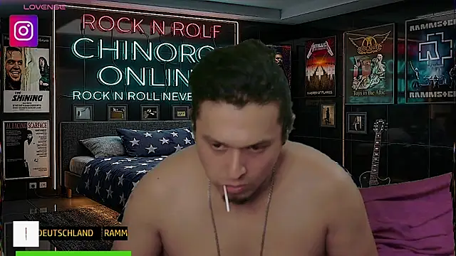 chino_roz webkamerás műsora