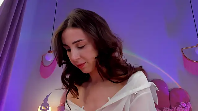 Show modela ElsaYoung na web-kameri