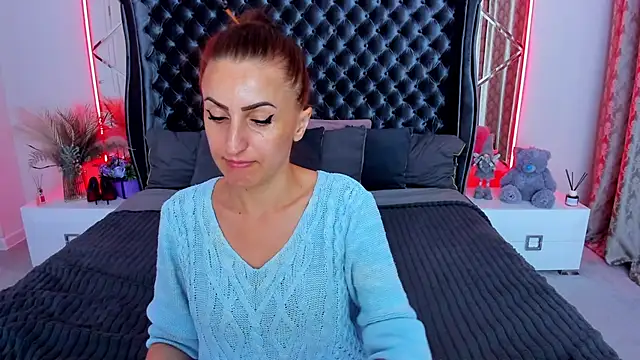 Rebecca_Diamond – Kamerová šou